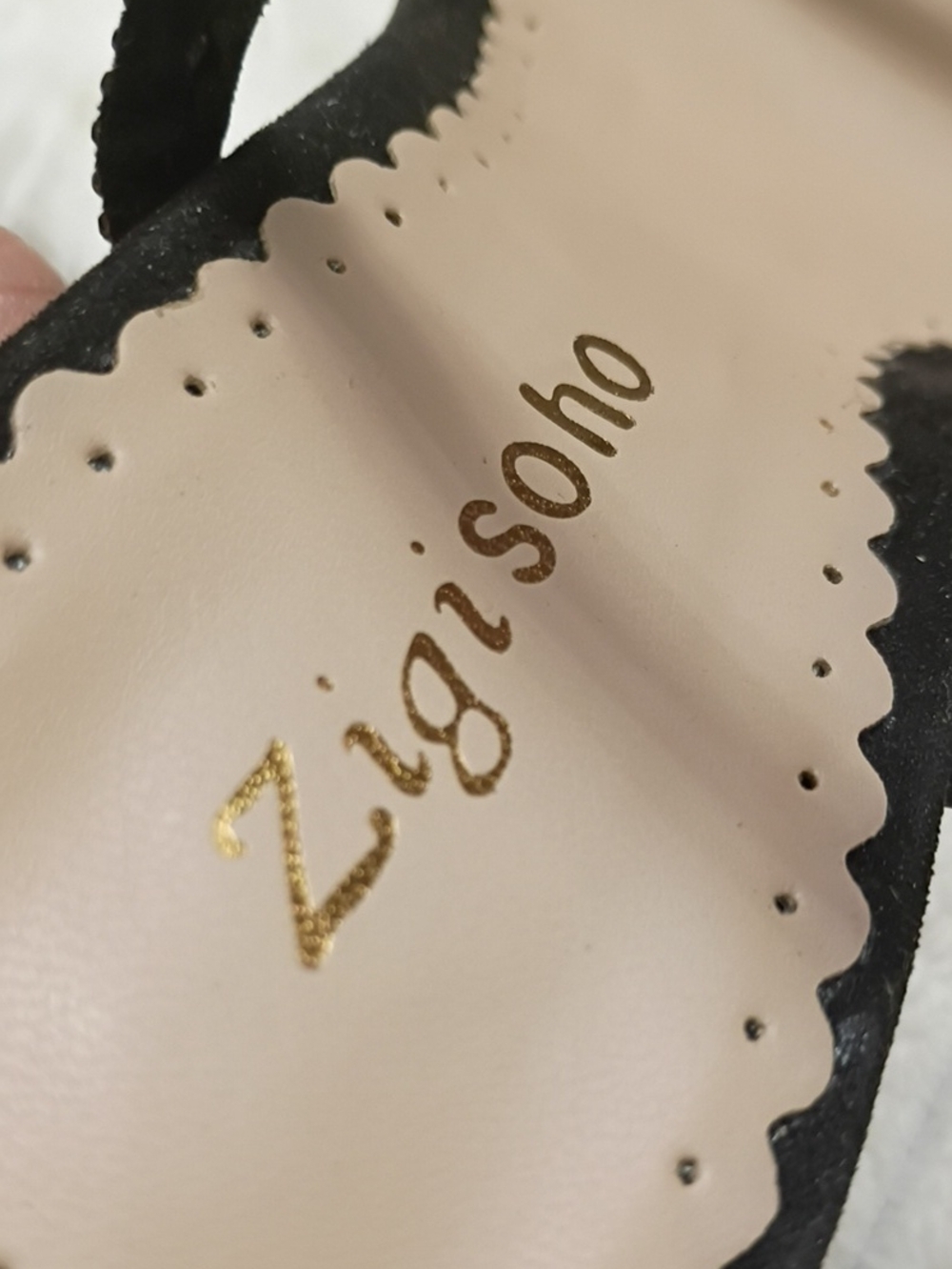 New Zigi Soho Daleyza Black Rhinestone Jeweled Studded Heeled Sandals SZ 7.5 M - Picture 13 of 16